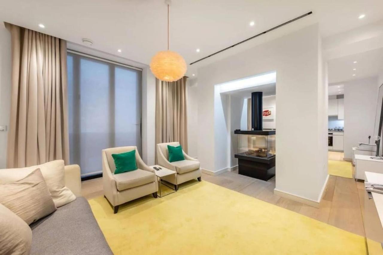 Posh 3 Bedroom Flat With Terrace And Indoor Fireplace In Mayfair, Near Hyde Park لندن المظهر الخارجي الصورة